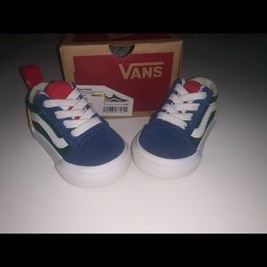 Yacht Club infant vans